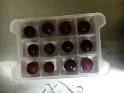 Make Grape ice step 1