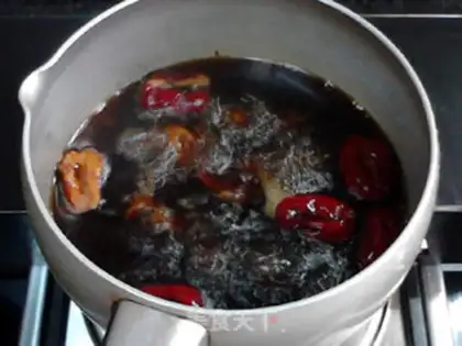 Make Cinnamon and red date tea step 4