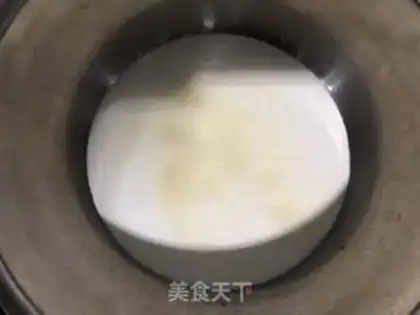 Make Chocolate cream cake rolls step 11