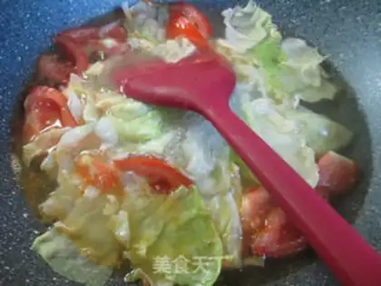 Make Tomato with a cabbage knife step 2