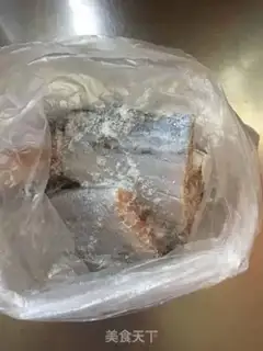Make Red-fried fish step 0