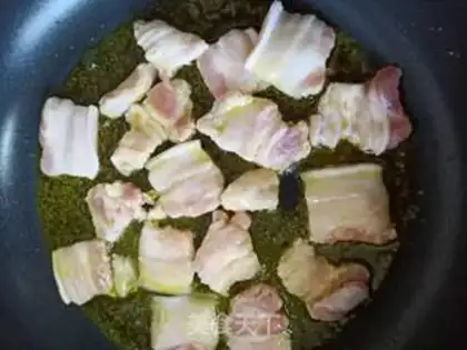 Make Garlic fried meat step 2