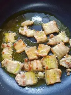 Make Garlic fried meat step 3