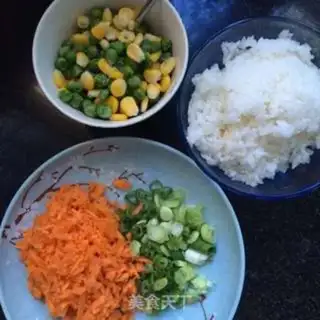 Make Carrot corn fried rice step 2