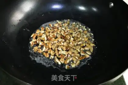 Make Pumpkin caramel walnut step 5