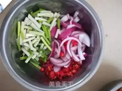 Make Pelican spicy meat step 0