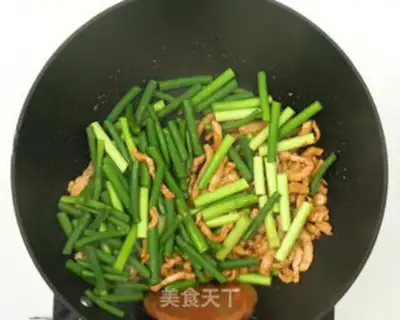 Make Garlic fried meat step 5