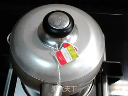 Make Red tea yogurt step 3