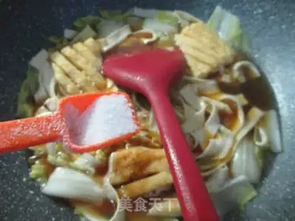 Make Orchid-dry dolls cut noodles step 6
