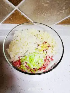 Make Pour the soup and the cage step 1