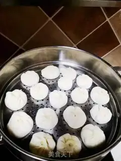 Make Pour the soup and the cage step 4