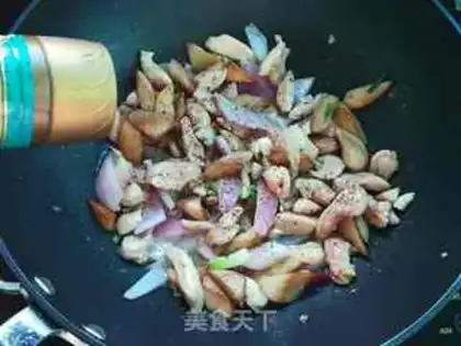 Make Black pepper abalone fried chicken step 7
