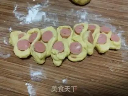 Make Pumpkin hot dog bread step 9