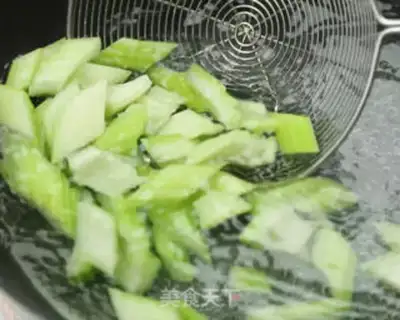 Make Silicon lily step 2