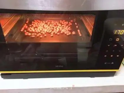 Make Roasted peanut beans step 2