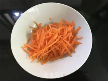 Make Egg noodles pizza step 3