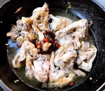 Make Chicken and fork stew step 6