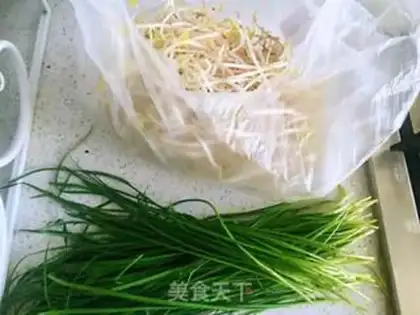 Make Green bean sprouts step 0
