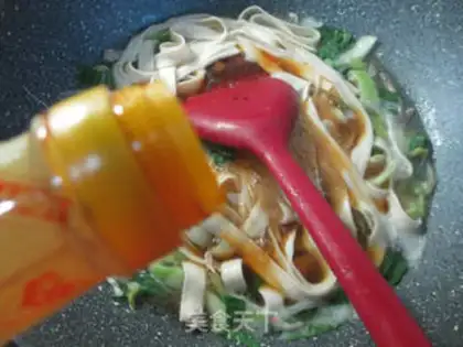 Make ♪ And the green bean sprouts ♪ step 6
