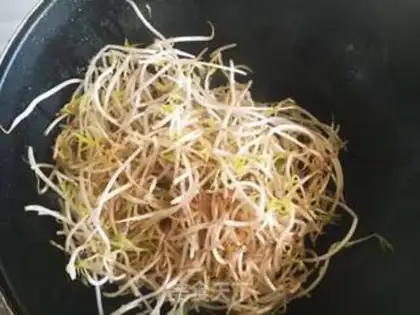 Make Green bean sprouts step 3