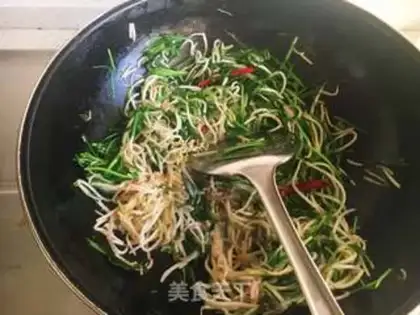 Make Green bean sprouts step 7