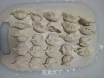 Make Celery pork dumplings step 14
