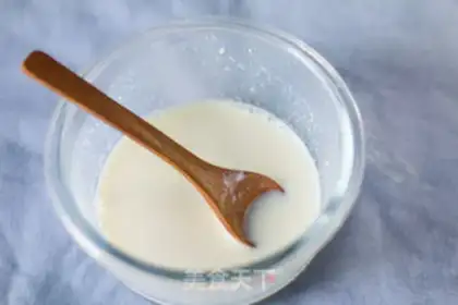 Make Pink pudding step 1