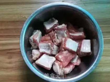 Make Pineapple steak step 1