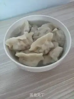 Make Celery pork dumplings step 18