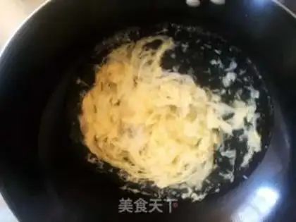 Make Egg shrimp soup step 4