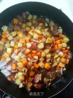 Make Potato beef curry step 4