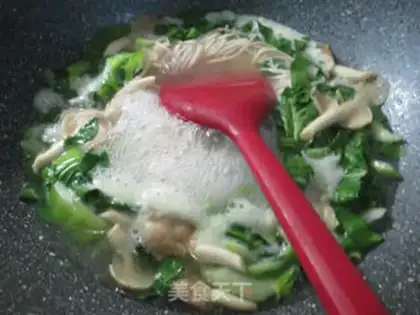 Make Soo-jeong-goo-choo-choo step 3
