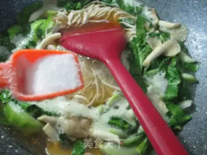 Make Soo-jeong-goo-choo-choo step 5