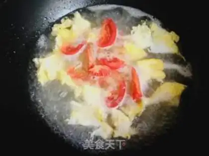 Make Old fried egg soup step 4