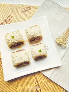 Make Donkey rolls step 14