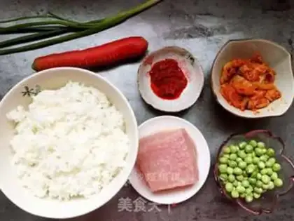 Make Hot cabbage step 0