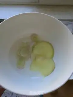 Make Sian meatball spicy soup step 1