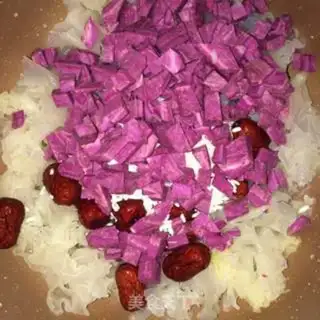 Make Purple potato silver congee step 3