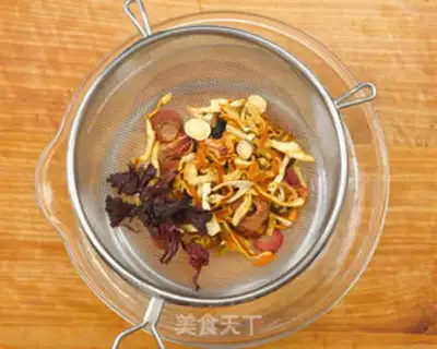 Make Sour plum soup step 1