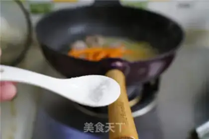 Make Beefball potato soup noodles step 5