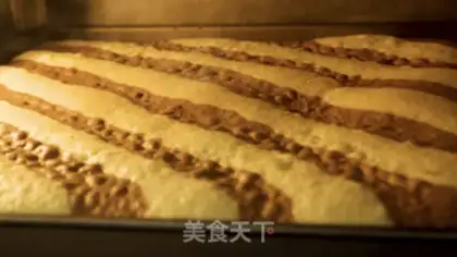 Make Coco Twinkie rolls step 9