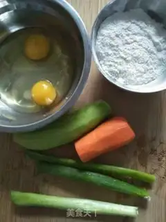 Make cucumber carrots step 1