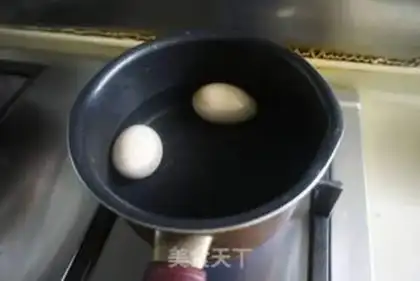 Make Egg-breed salad step 0