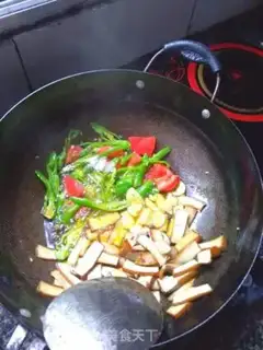 Make Tofu fried celery step 5