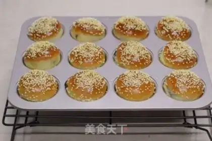 Make Honeybread buns step 17