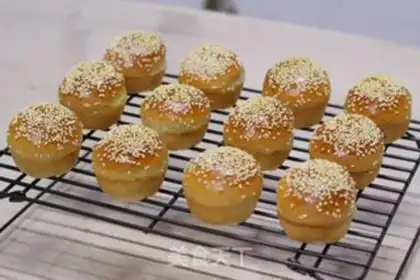 Make Honeybread buns step 18