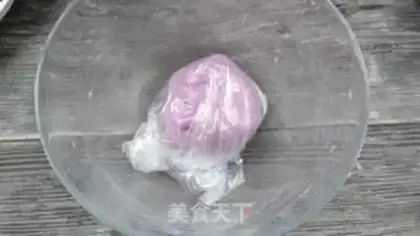 Make The potato coconut moon cake step 3