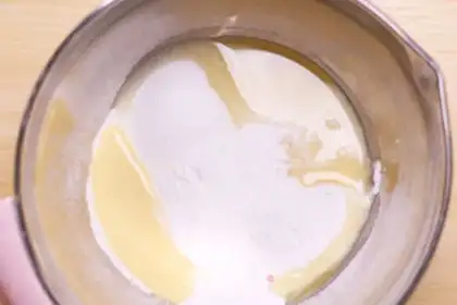 Make Cheese-free mooncake step 1