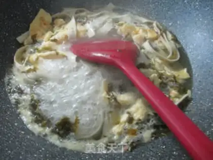 Make Duck omelet swirl step 3