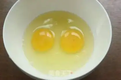 Make Steaming eggs step 1